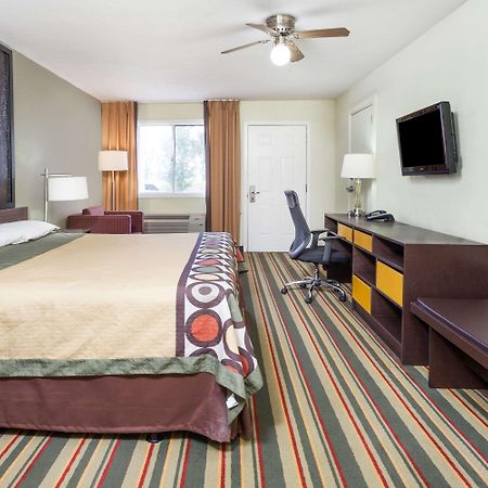 Hotel Super 8 By Wyndham Brookhaven Zewnętrze zdjęcie